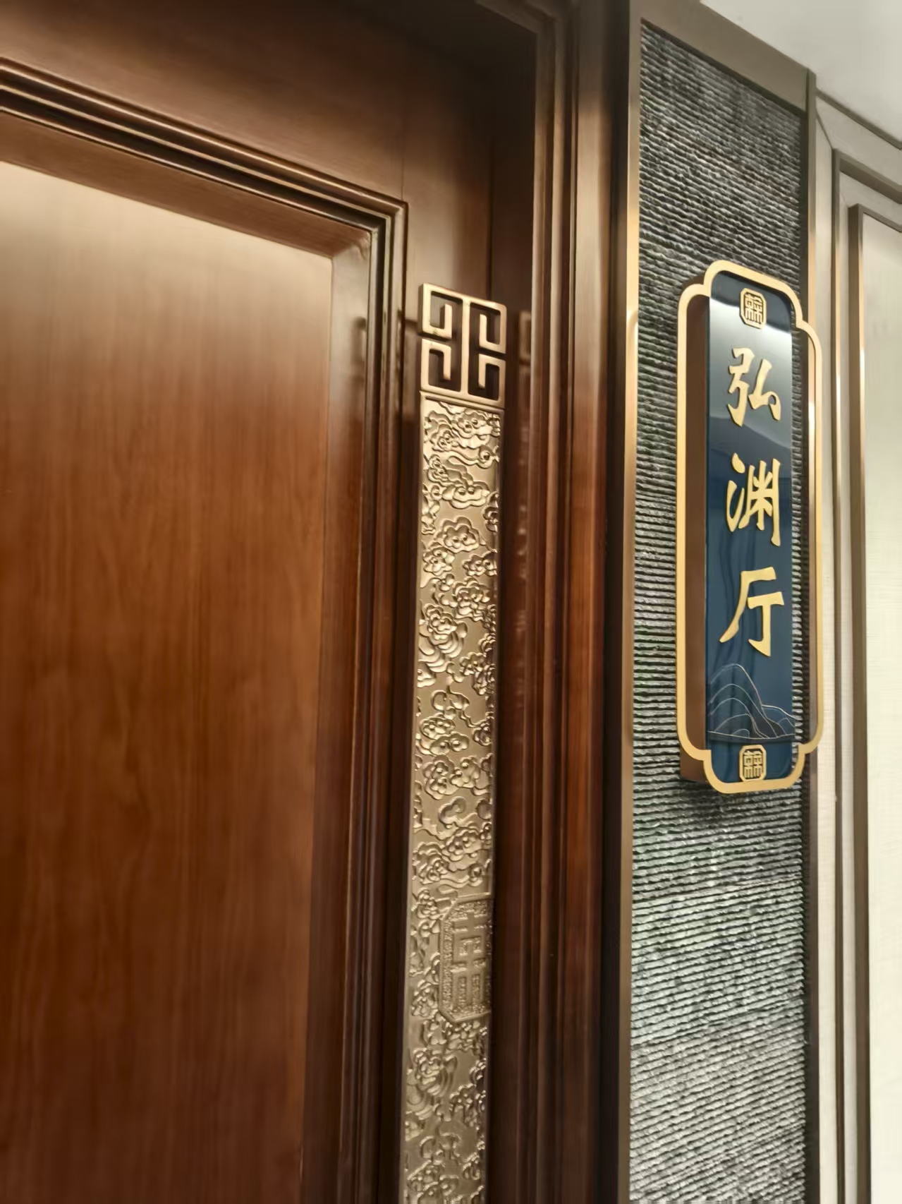 定制門(mén)拉手3 定制門(mén)拉手3